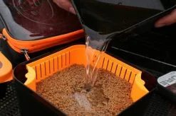 Guru Bait Strainer -Hengels Winkel 5a5f5d15a22418b35c37616621306ffeca435fa3